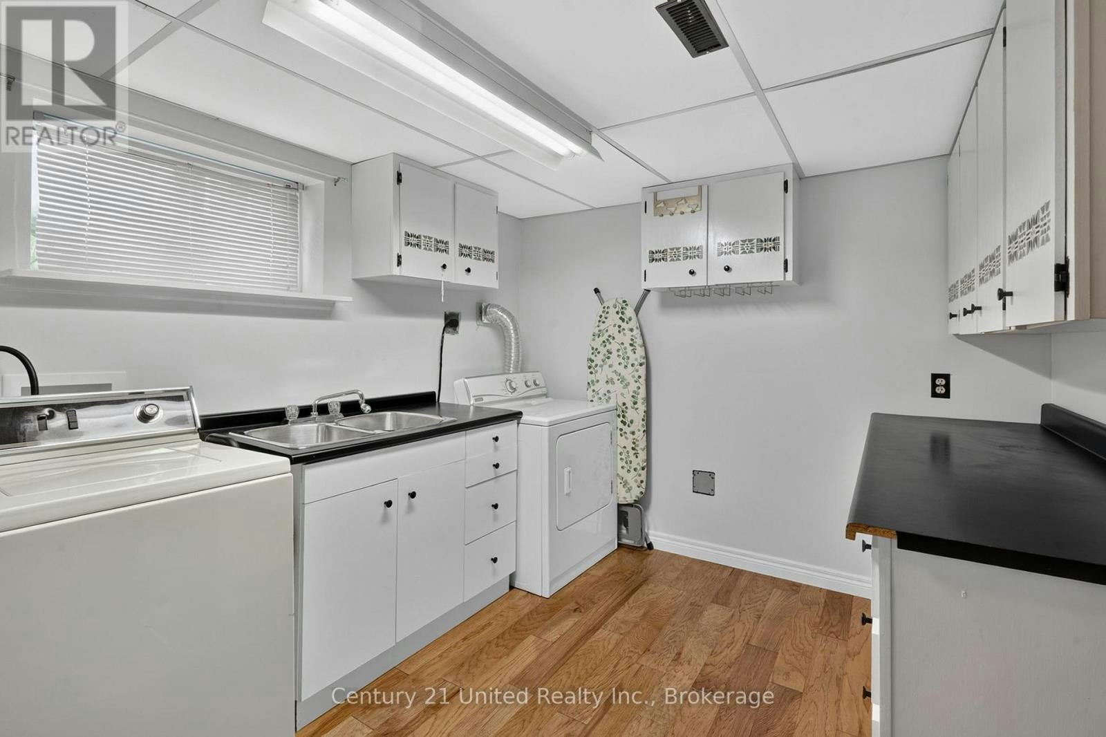 1696 Applewood Crescent, Peterborough, ON, K9K 1N4 - 25