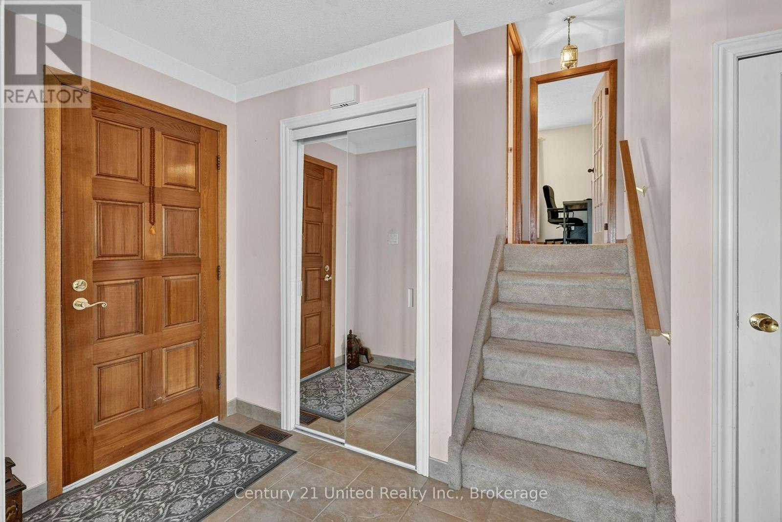 1696 Applewood Crescent, Peterborough, ON, K9K 1N4 - 10