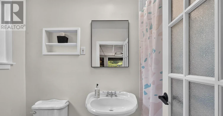 1696 Applewood Crescent, Peterborough, ON, K9K 1N4 - 21