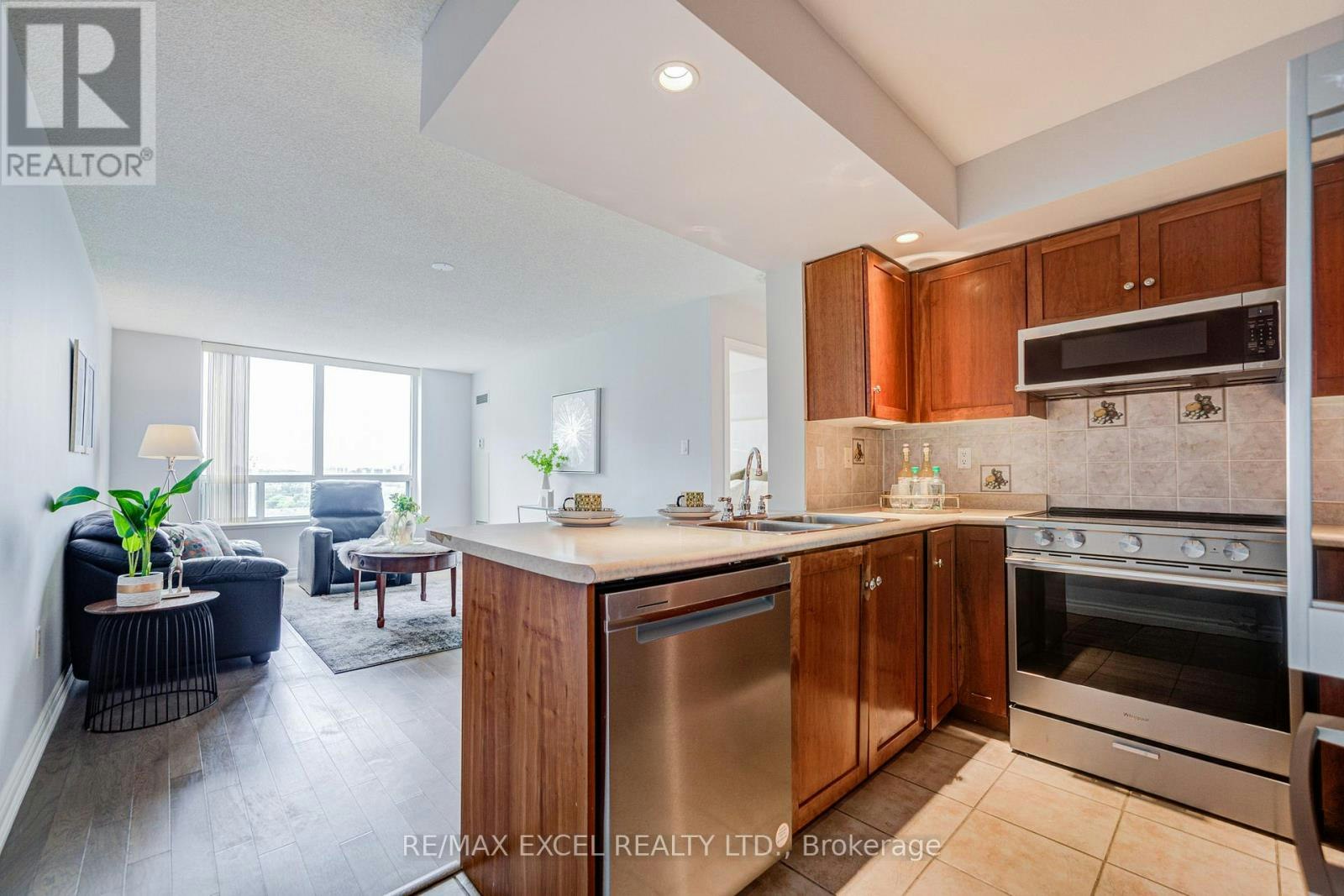 739-125 Omni Drive W, Toronto, ON, M1P 5A9