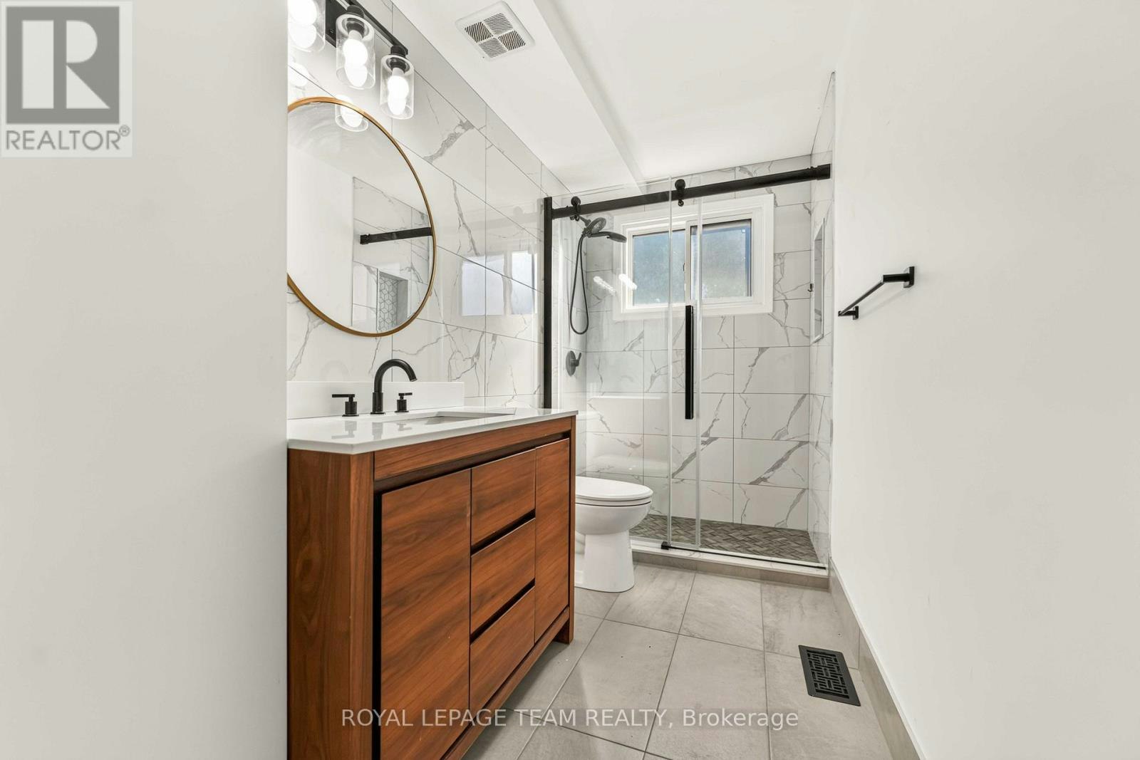 1-204 Donald Street, Ottawa, ON, K1K 1M8 - 17