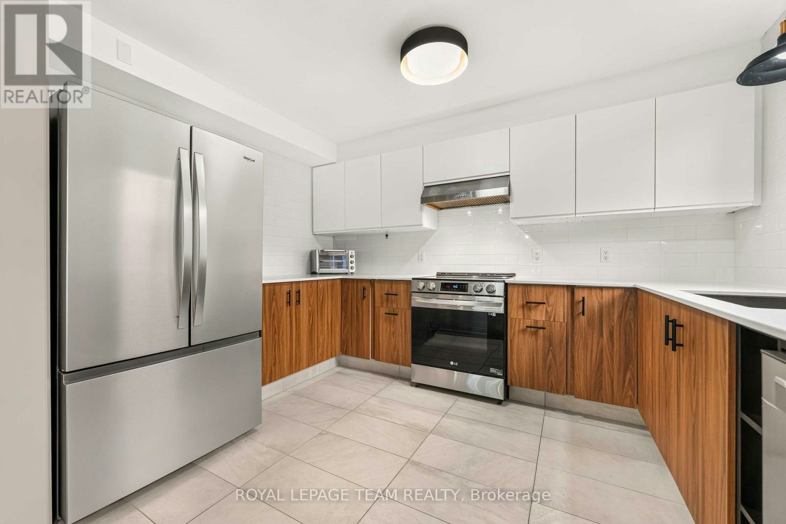 1-204 Donald Street, Ottawa, ON, K1K 1M8 - 11