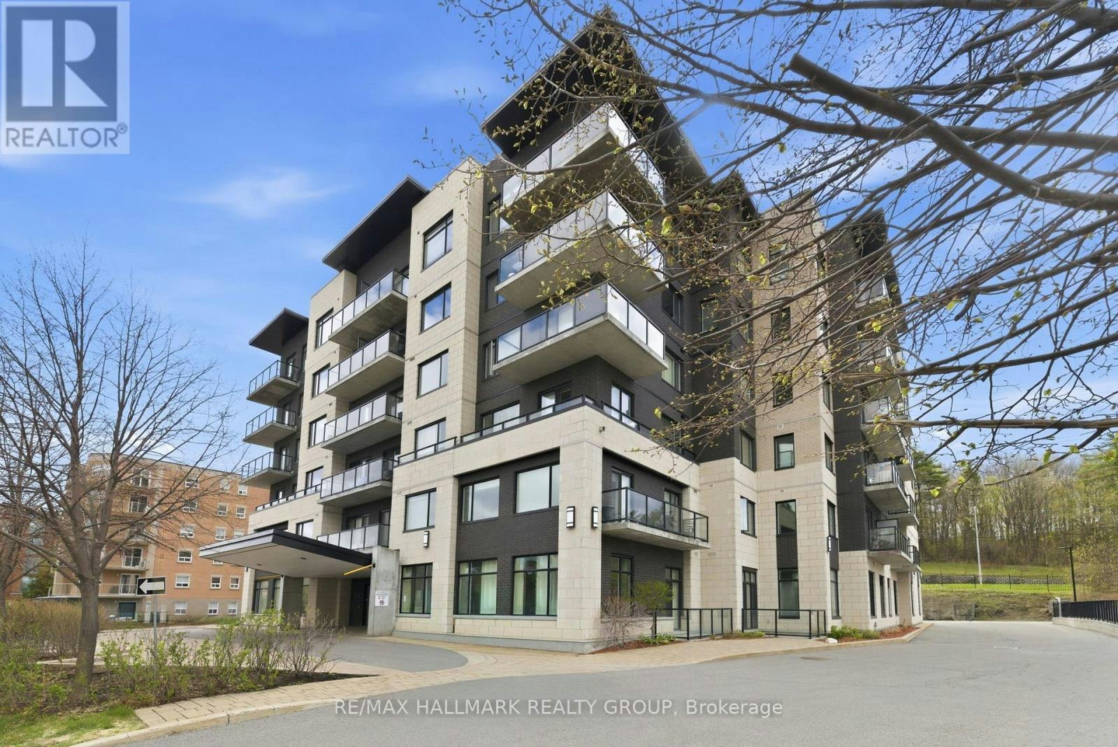 206-310 Centrum Boulevard, Ottawa, ON, K1E 0A3