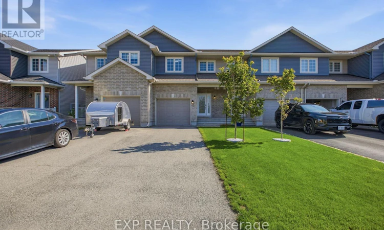42 Vimy Ridge Crescent
