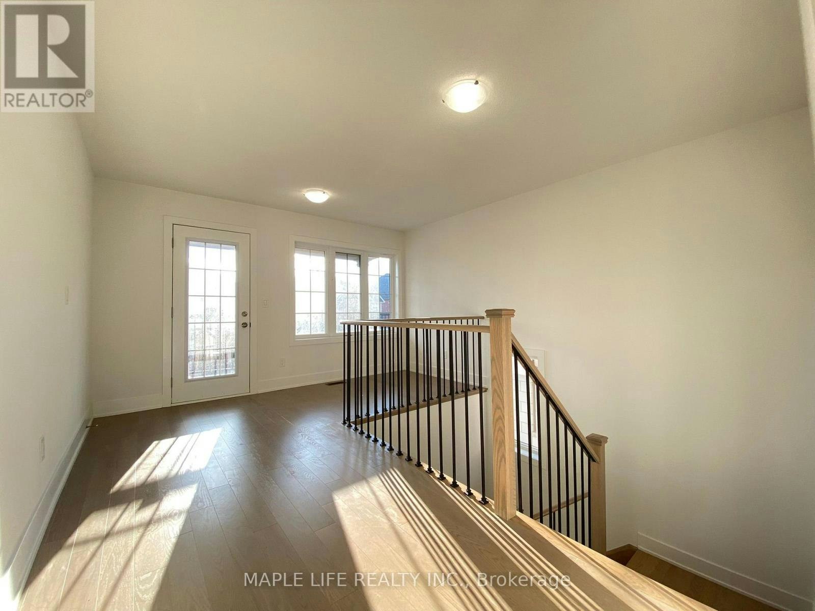 29 Marlene Johnston Drive, East Gwillimbury, ON, L9N 0W7 - 9