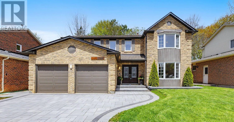 1055 Easthill Court, Newmarket, ON, L3Y 5V4