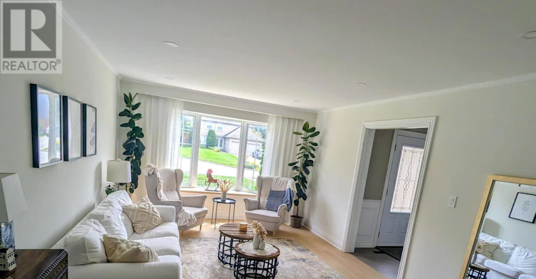 1055 Easthill Court, Newmarket, ON, L3Y 5V4 - 5