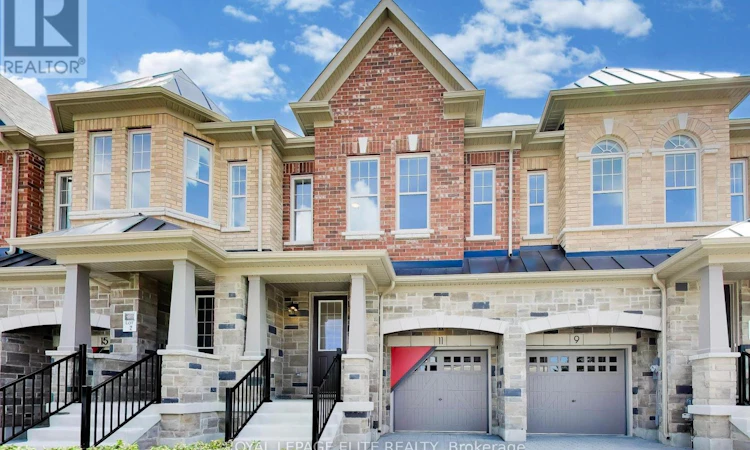 11 Dennison Street S