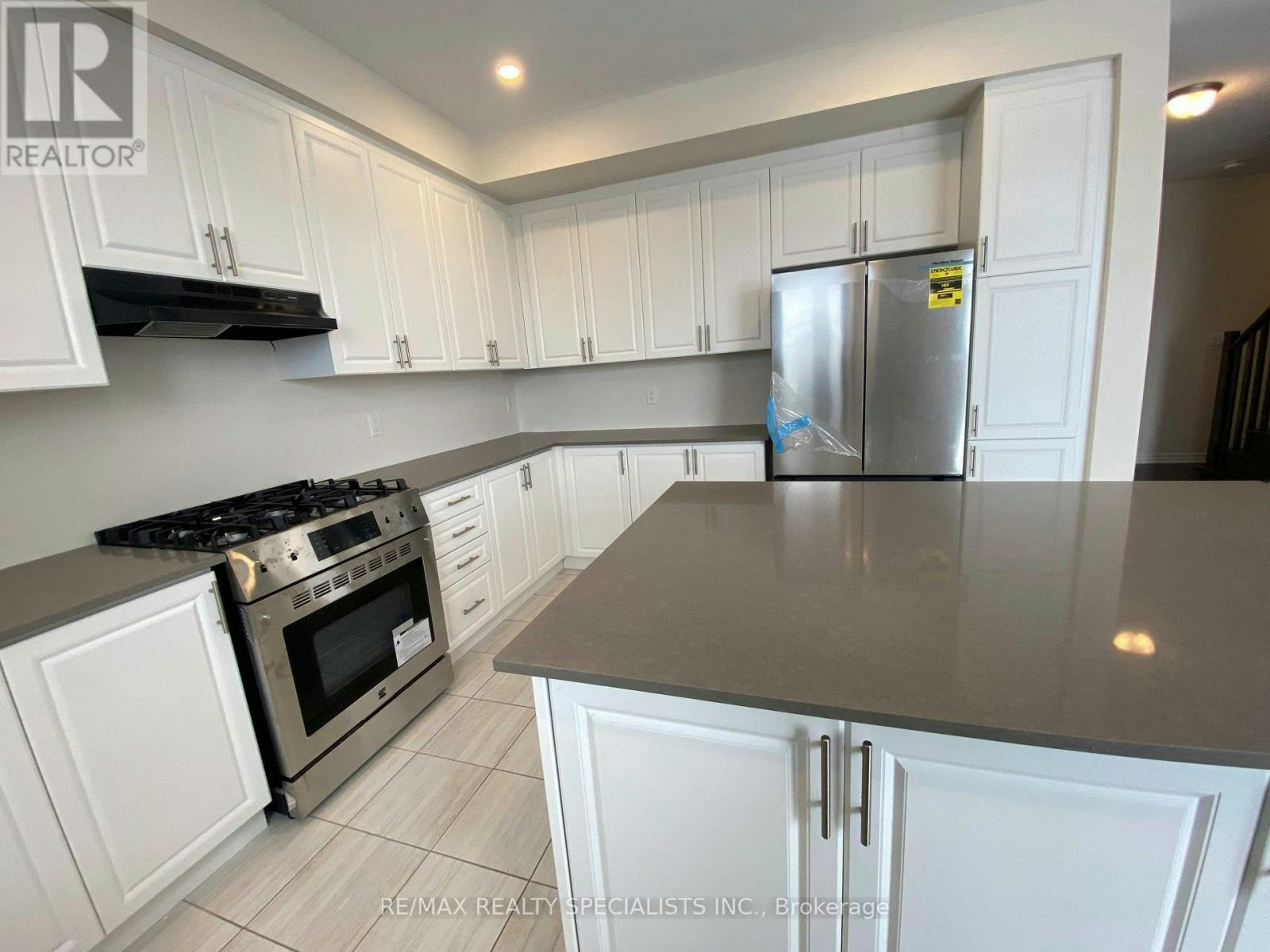 17 Oriole Crescent, Port Colborne, ON, L3K 6E2 - 14
