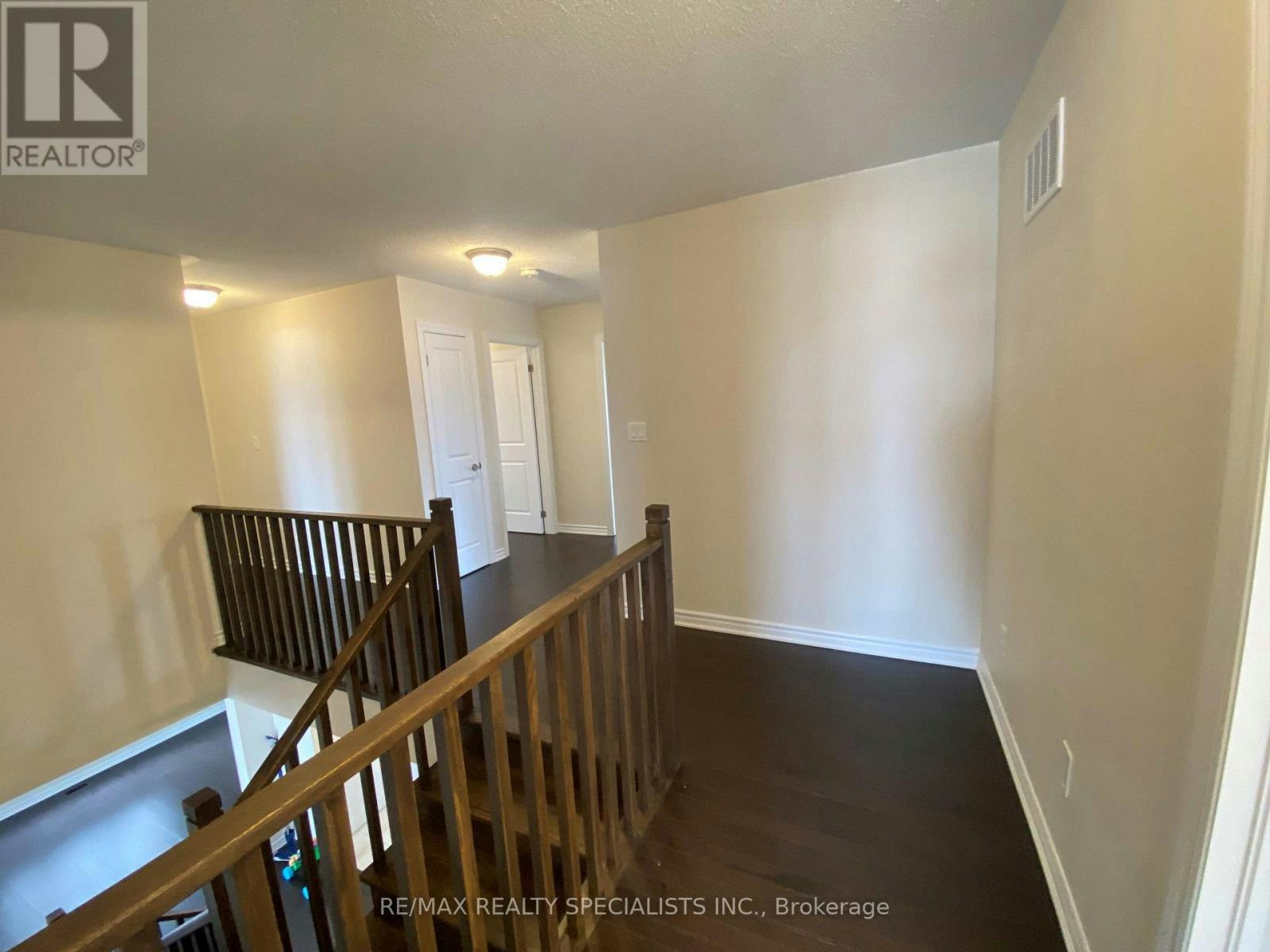 17 Oriole Crescent, Port Colborne, ON, L3K 6E2 - 19