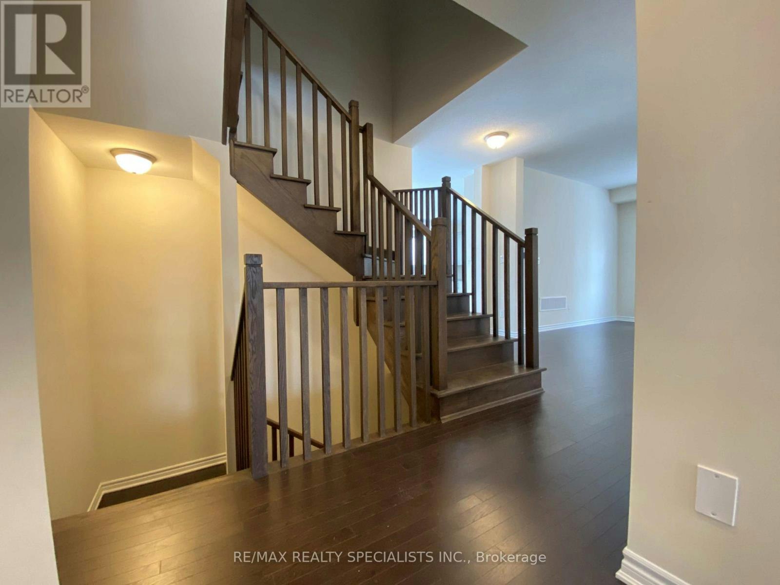 17 Oriole Crescent, Port Colborne, ON, L3K 6E2 - 8