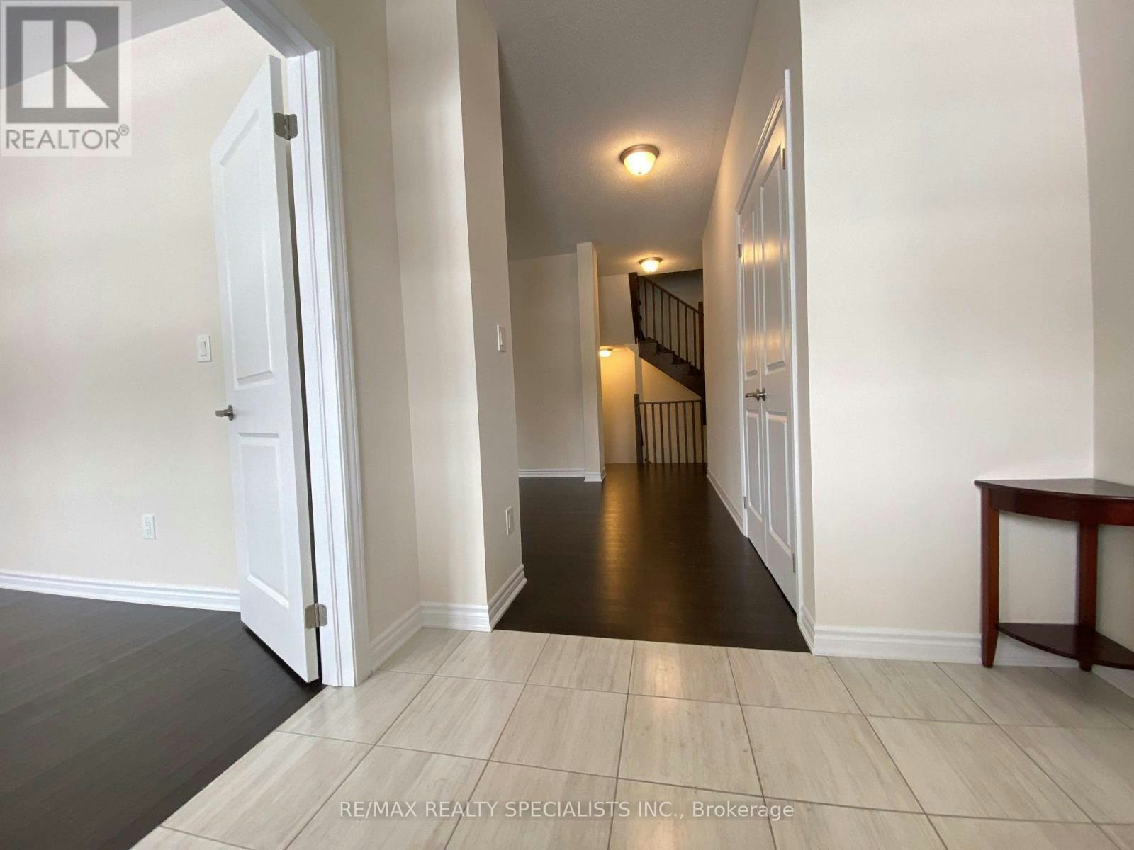 17 Oriole Crescent, Port Colborne, ON, L3K 6E2 - 6