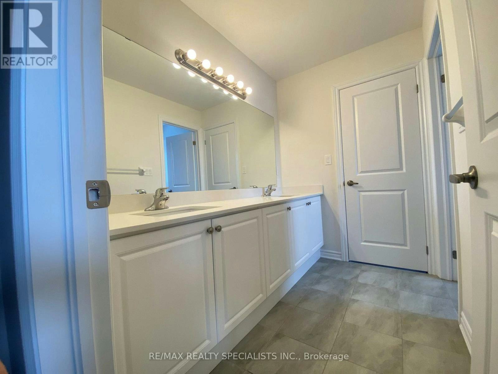 17 Oriole Crescent, Port Colborne, ON, L3K 6E2 - 28