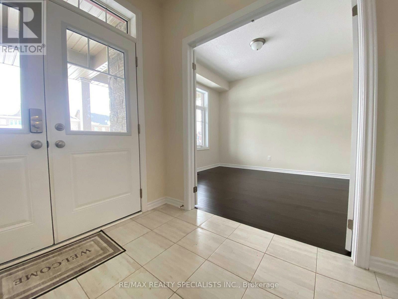 17 Oriole Crescent, Port Colborne, ON, L3K 6E2 - 3
