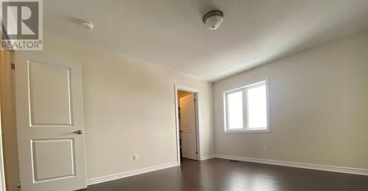 17 Oriole Crescent, Port Colborne, ON, L3K 6E2 - 18