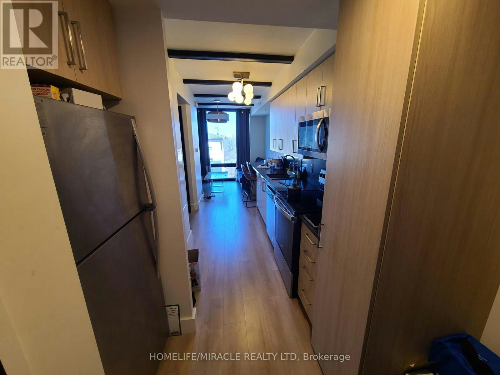 725-145 Columbia Street W, Waterloo, ON, N2L 0K7 - 4