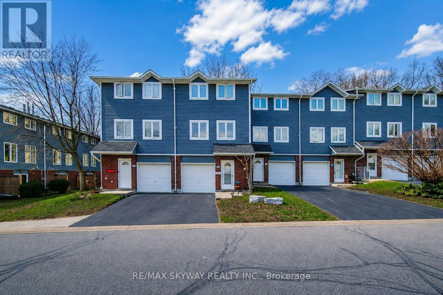 B-56 Harris Avenue, Brantford, ON, N3R 2E9