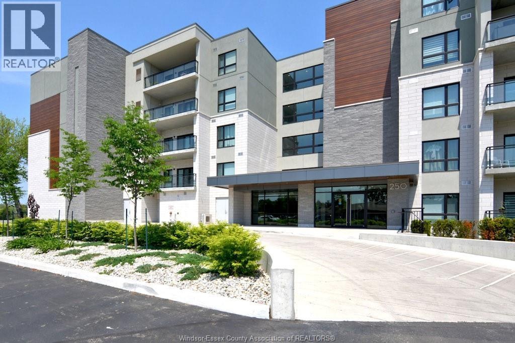 404-250 Manning, Tecumseh, ON, N8N 0E5 - 2