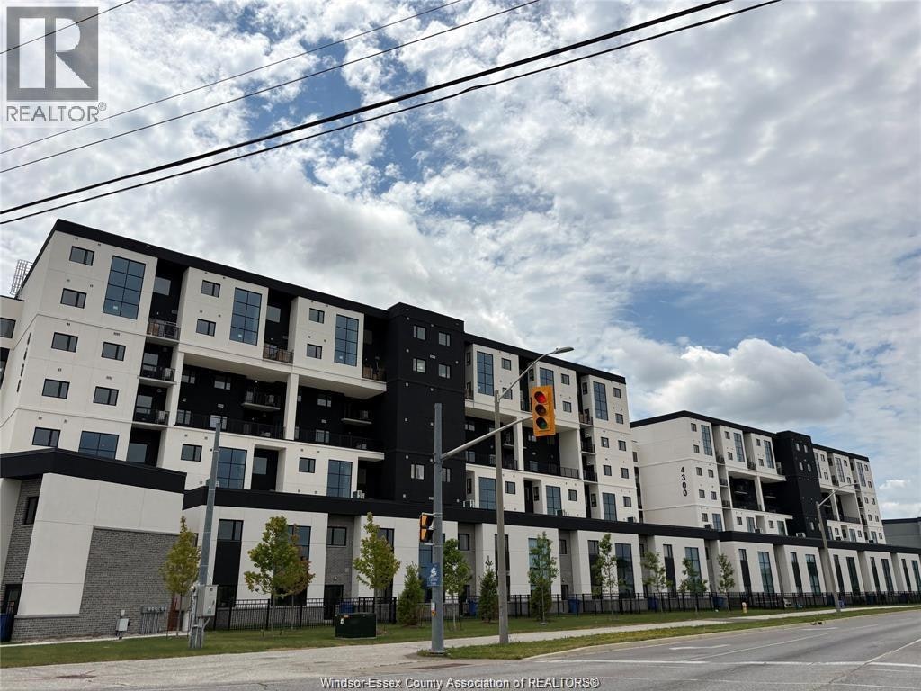 611-4300 Laurier Parkway, Lasalle, ON, N9H 0P8