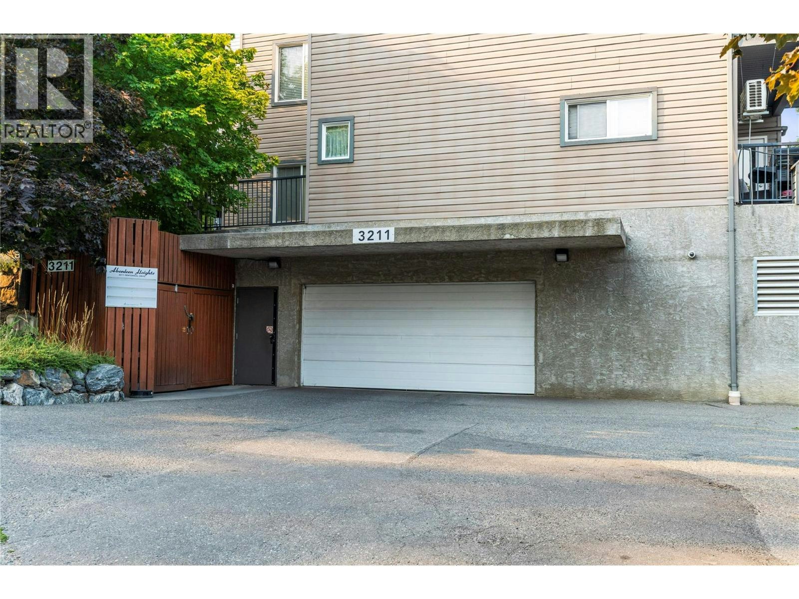 24-3211 Centennial Drive, Vernon, BC, V1T 2T8 - 35
