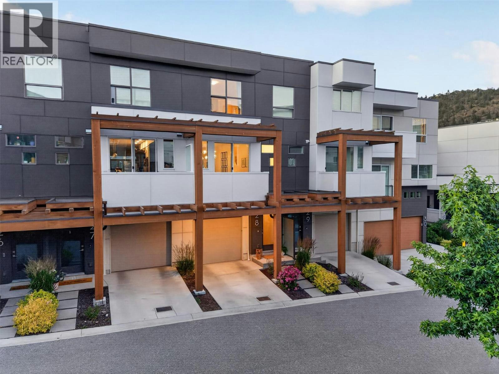28-720 Valley Road, Kelowna, BC, V1V 2E6