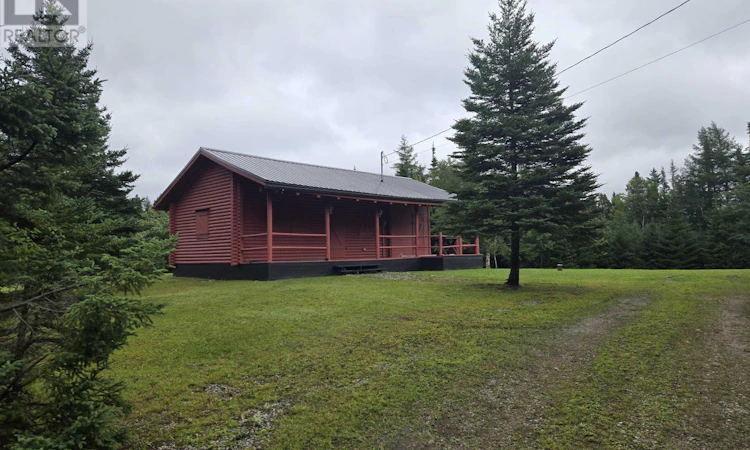 21 Lakefront Drive