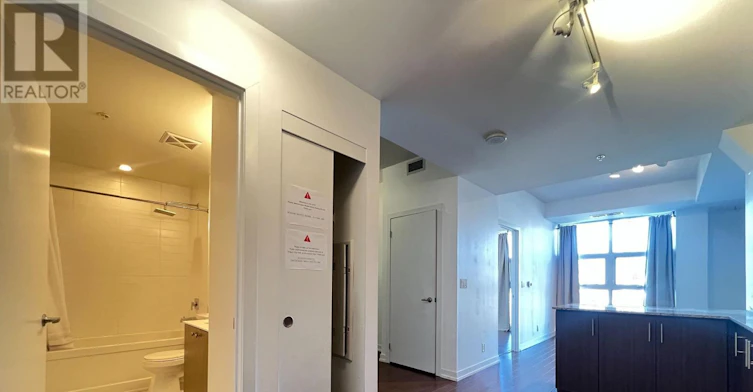 1012-10 Willison Square, Toronto, ON, M5T 0A8 - 3