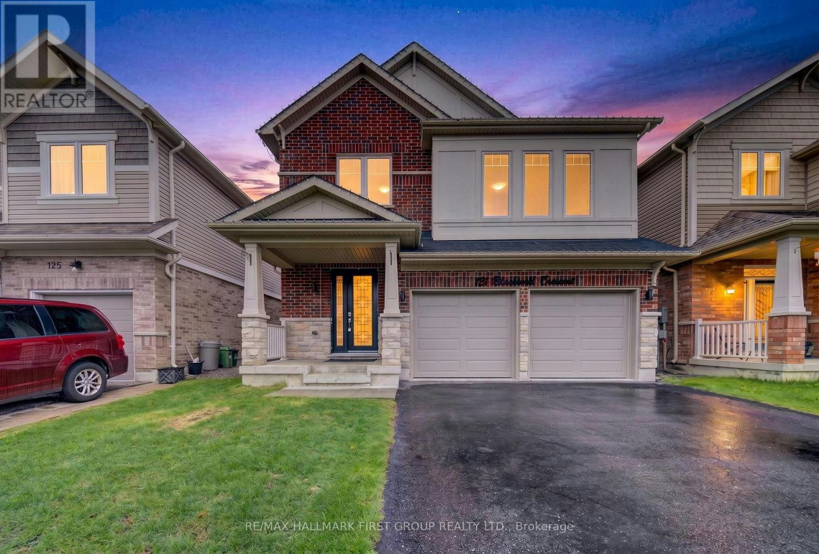 121 Blackwell Crescent, Oshawa, ON, L1L 0C1