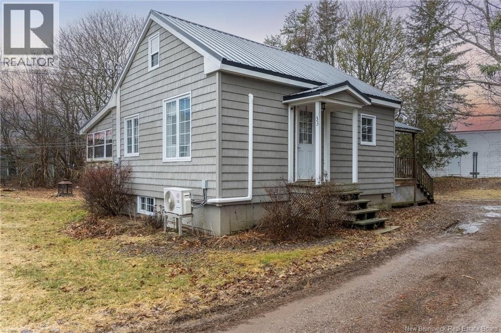 33 Magnolia Avenue, Sussex, NB, E4E 2G8