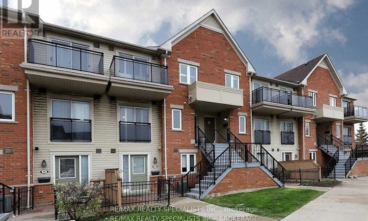 44-4620 Guildwood Way