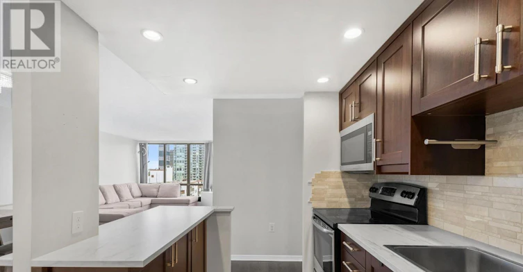 1409-25 Fairview Road W, Mississauga, ON, L5B 3Y8 - 6