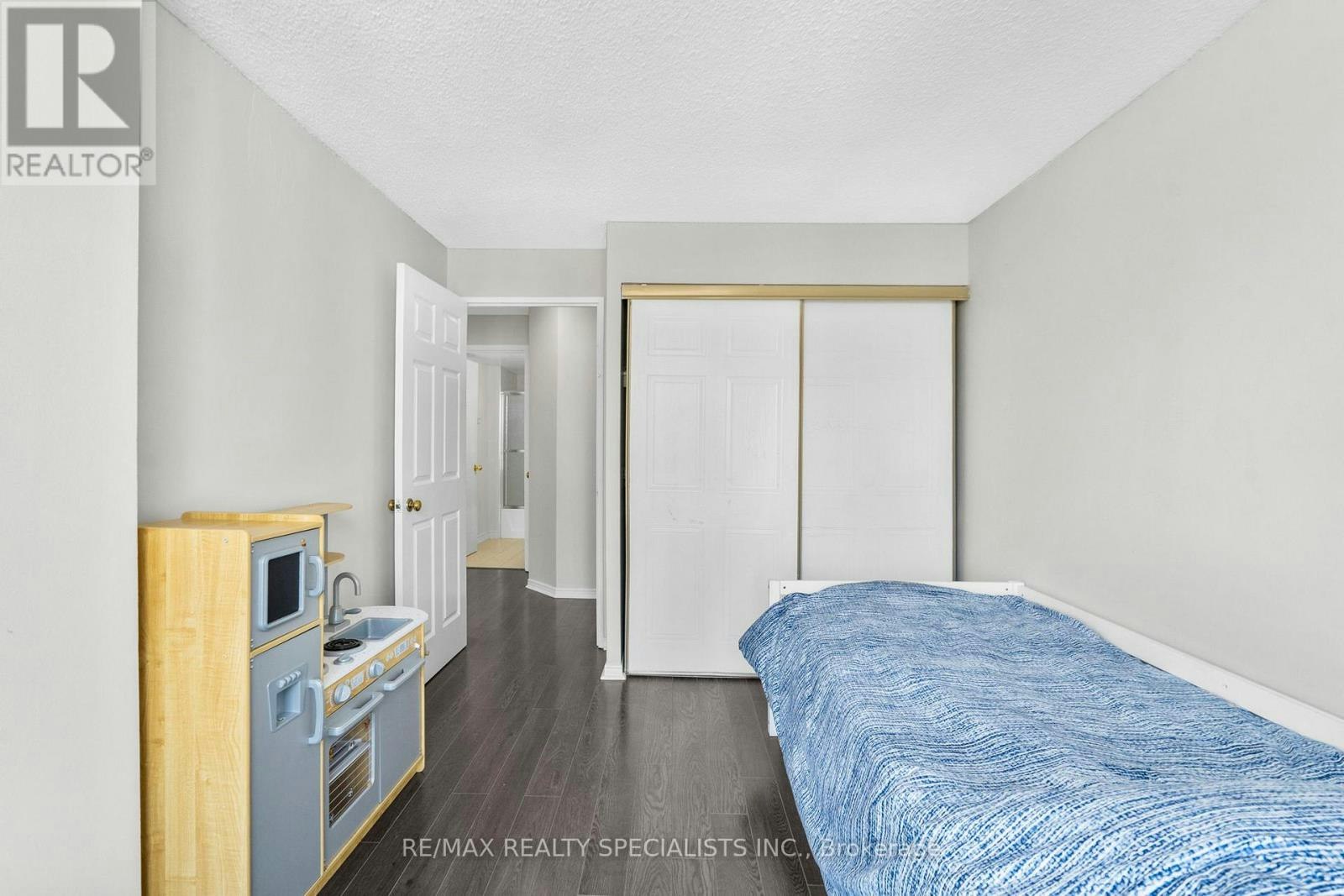 1409-25 Fairview Road W, Mississauga, ON, L5B 3Y8 - 21