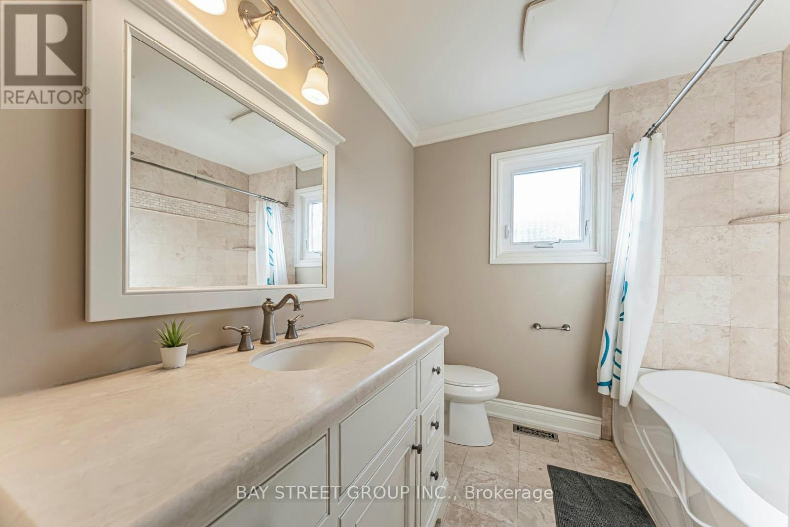 2191 Dunvegan Avenue, Oakville, ON, L6J 6P2 - 39