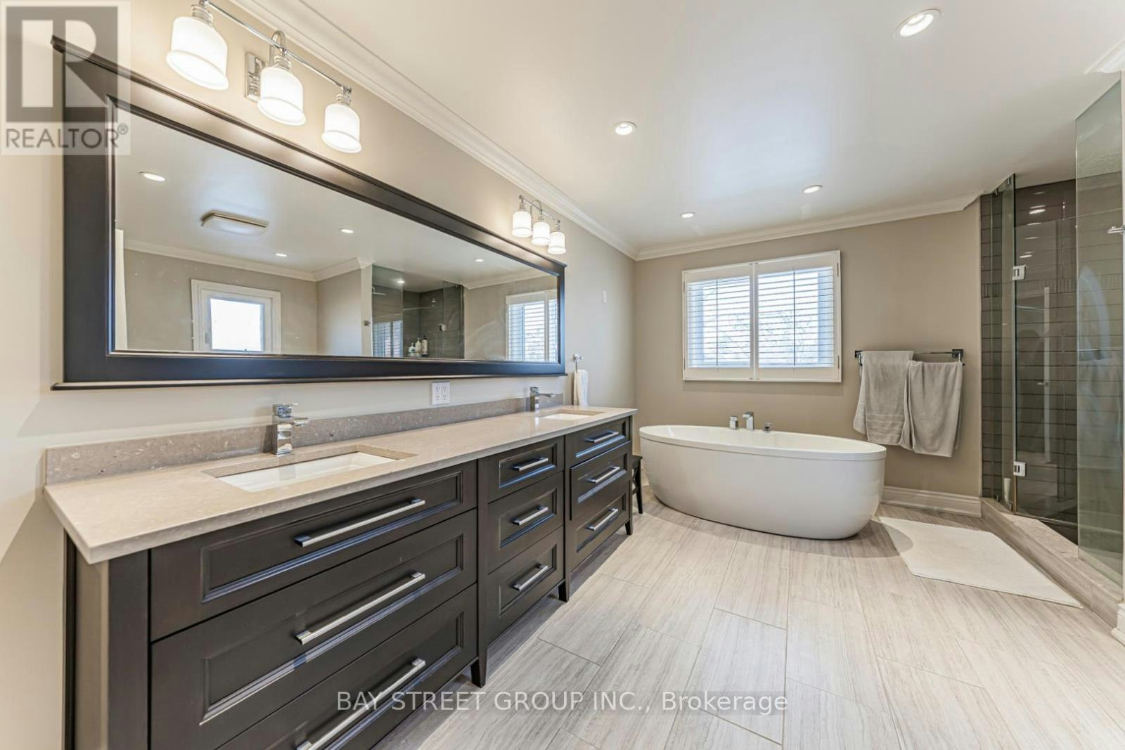 2191 Dunvegan Avenue, Oakville, ON, L6J 6P2 - 33