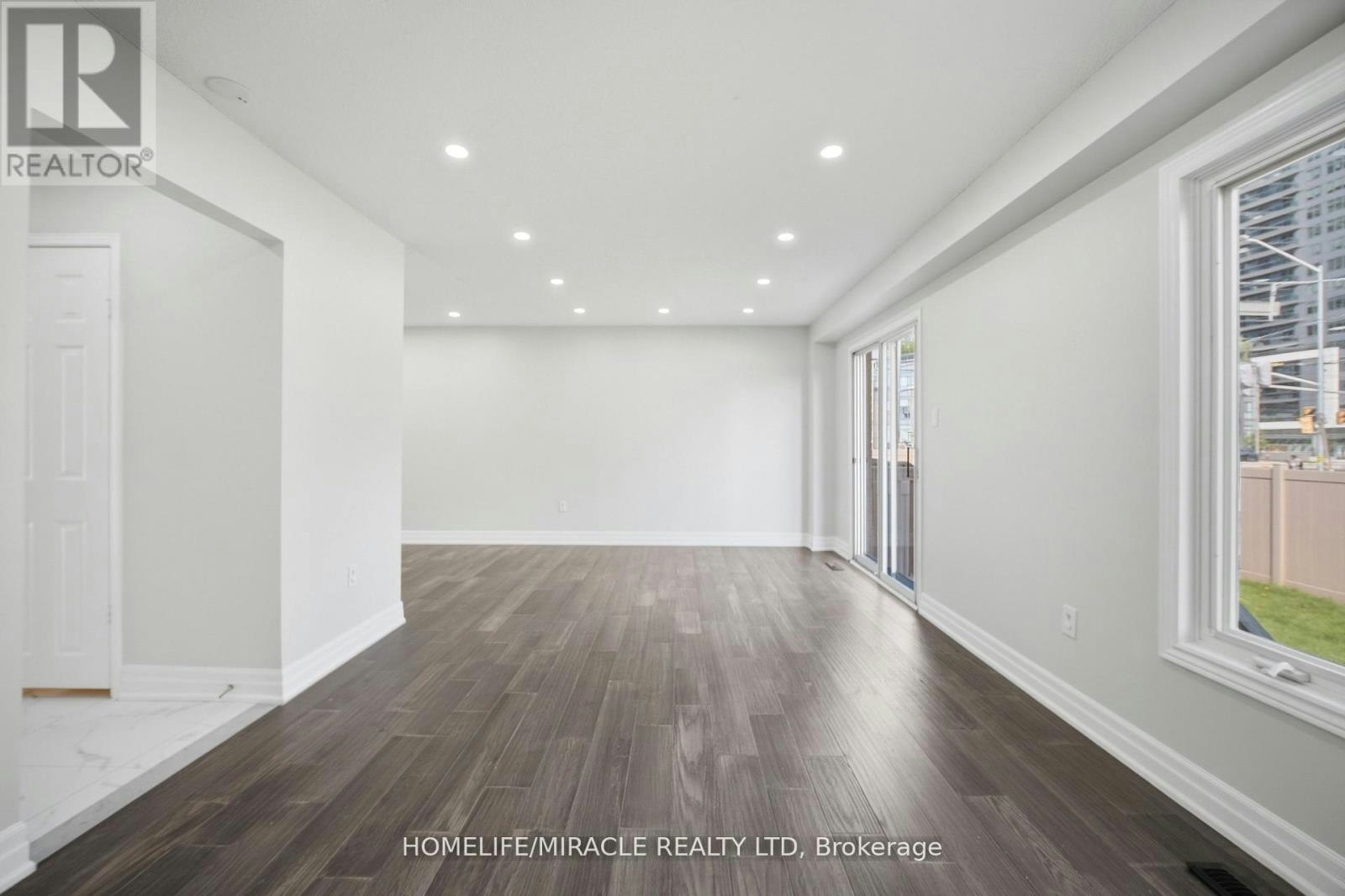 18-35 Ceremonial Drive, Mississauga, ON, L5R 3G6 - 14