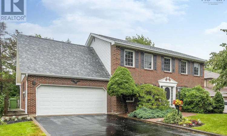 6 Brockhurst Close