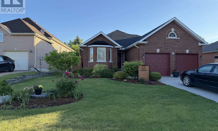 16 Magnolia Court