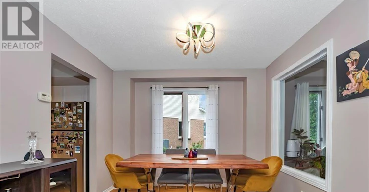 17 Ravenscroft Court, Ottawa, ON, K2S 1R3 - 13