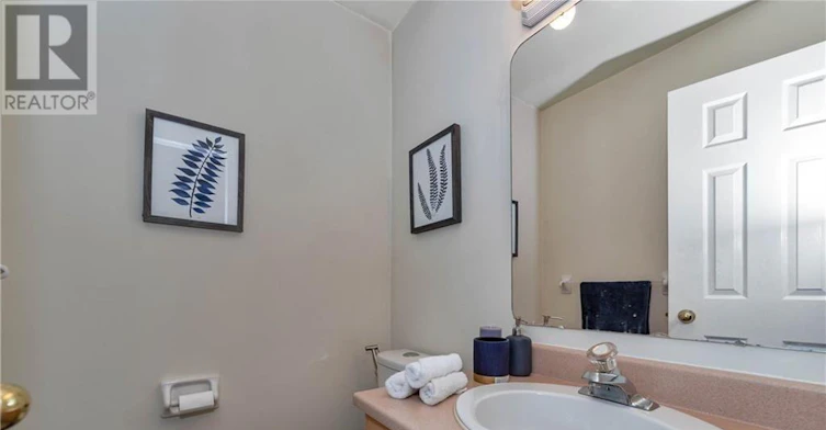 17 Ravenscroft Court, Ottawa, ON, K2S 1R3 - 26