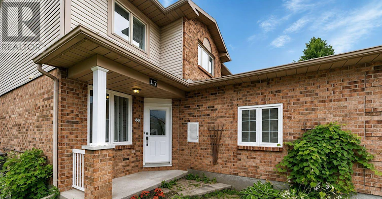 17 Ravenscroft Court, Ottawa, ON, K2S 1R3 - 4