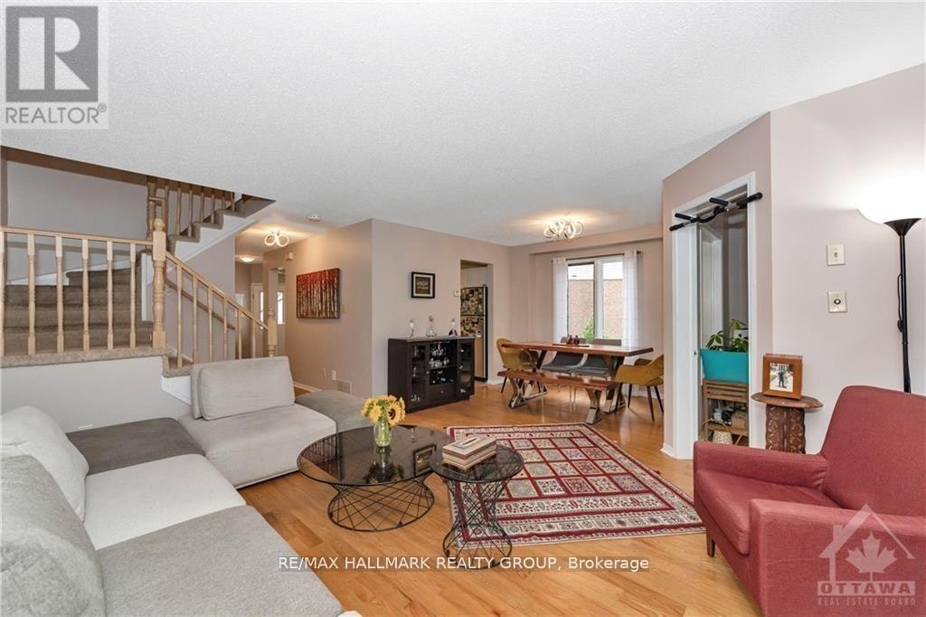 17 Ravenscroft Court, Ottawa, ON, K2S 1R3 - 5