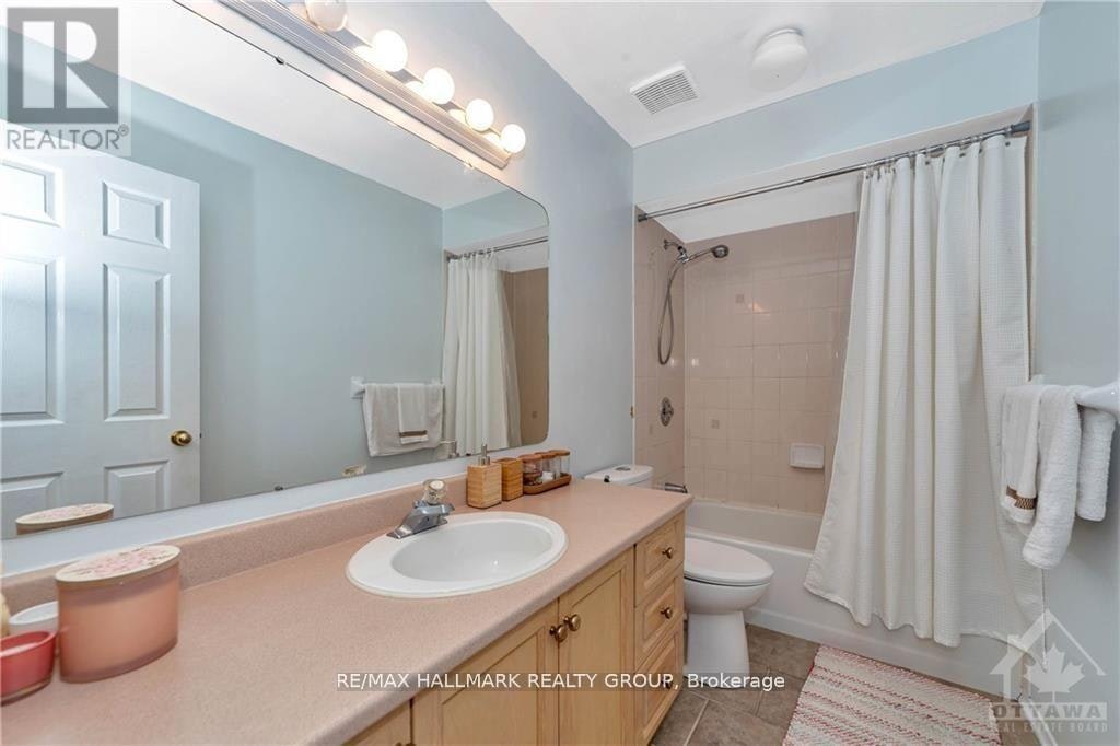 17 Ravenscroft Court, Ottawa, ON, K2S 1R3 - 22