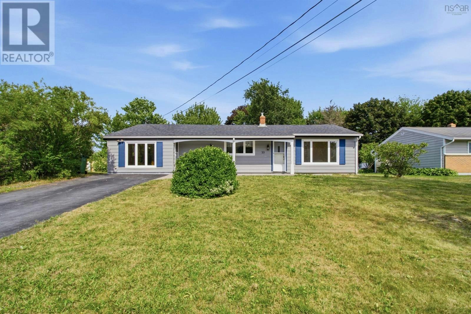 33 Inverary Drive, Dartmouth, NS, B2X 1H3