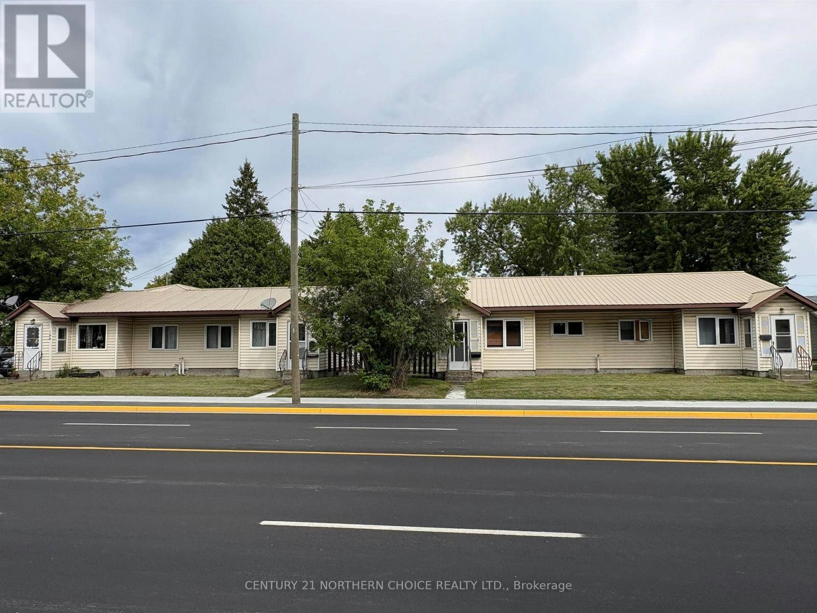 160-166 Third Street W, Fort Frances, ON, P9A 3A3