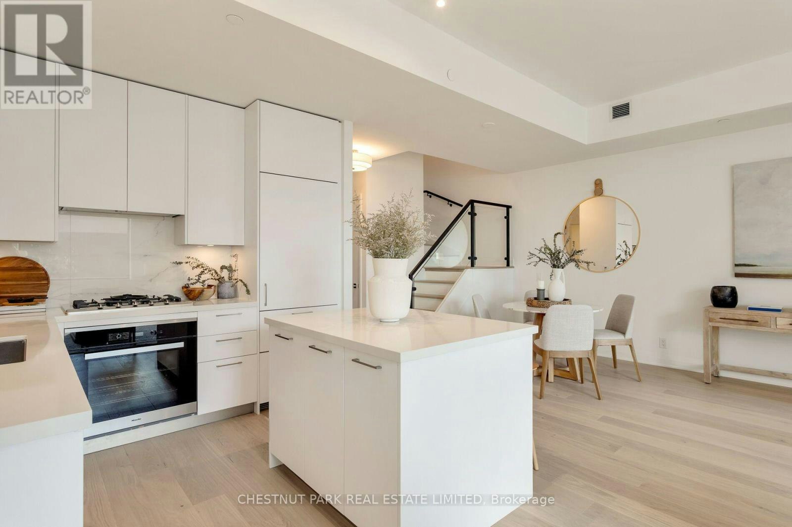 TH12-33 Frederick Todd Way, Toronto, ON, M4G 0C9 - 9