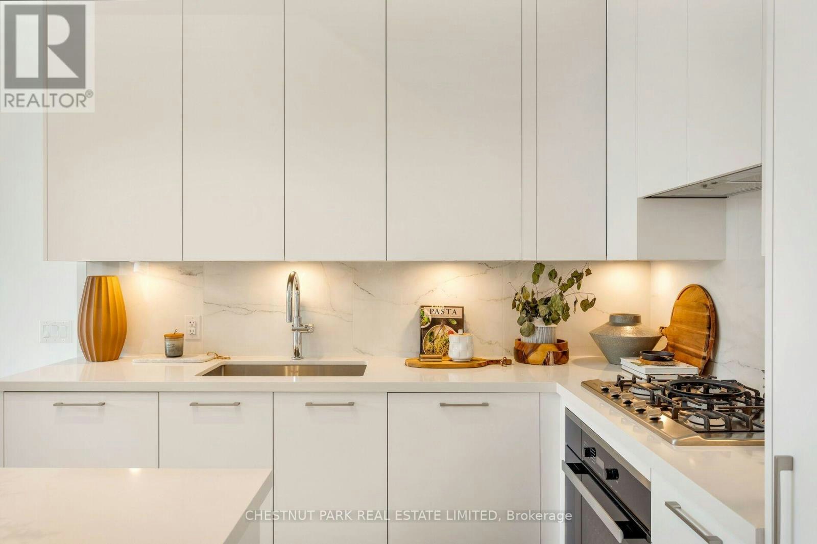 TH12-33 Frederick Todd Way, Toronto, ON, M4G 0C9 - 6