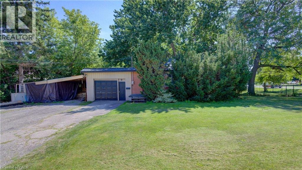 9 Rothsay Avenue, Kitchener, ON, N2B 3A2