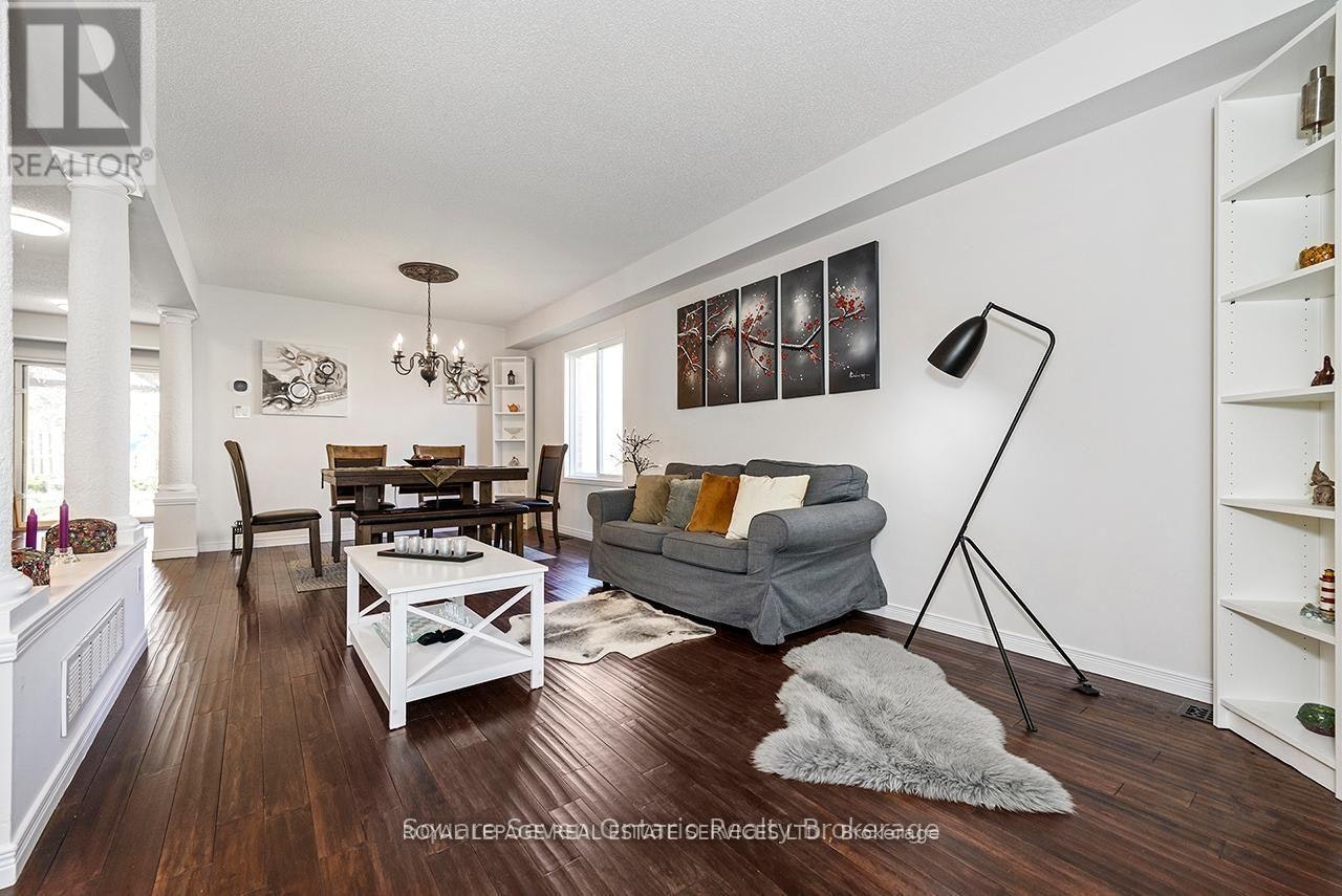 635 Commonwealth Crescent, Kitchener, ON, N2E 4J9 - 4