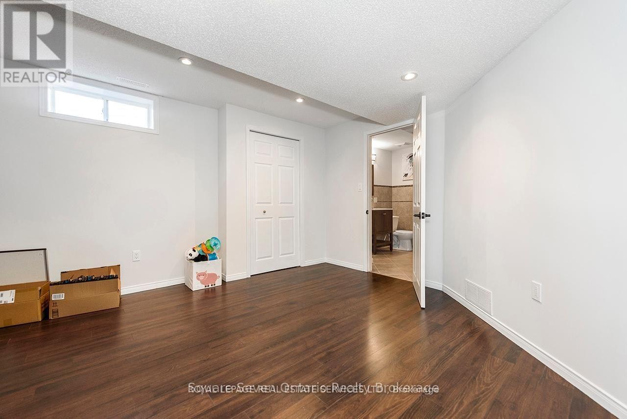 635 Commonwealth Crescent, Kitchener, ON, N2E 4J9 - 34