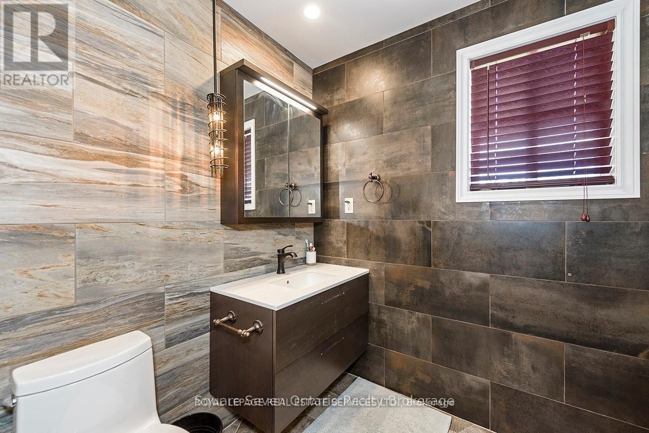 635 Commonwealth Crescent, Kitchener, ON, N2E 4J9 - 25